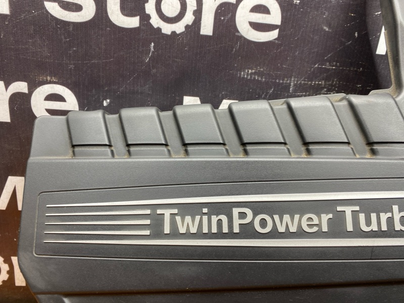 крышка двигателя, 2000 рублей, Красноярск