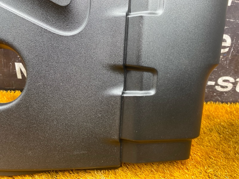 крышка двигателя, 2000 рублей, Красноярск