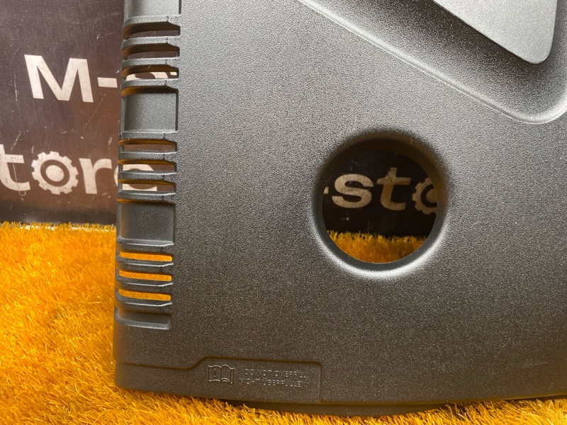 крышка двигателя, 2000 рублей, Красноярск