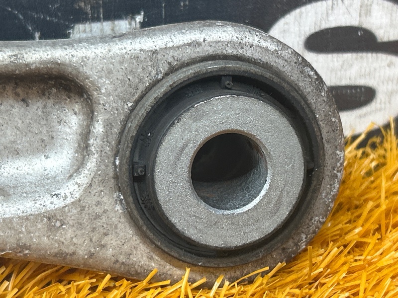 Рычаг подвески верхний, 1500 рублей, Красноярск