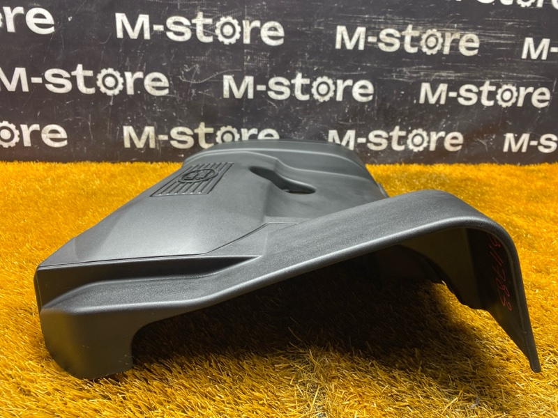 крышка двигателя, 1000 рублей, Красноярск