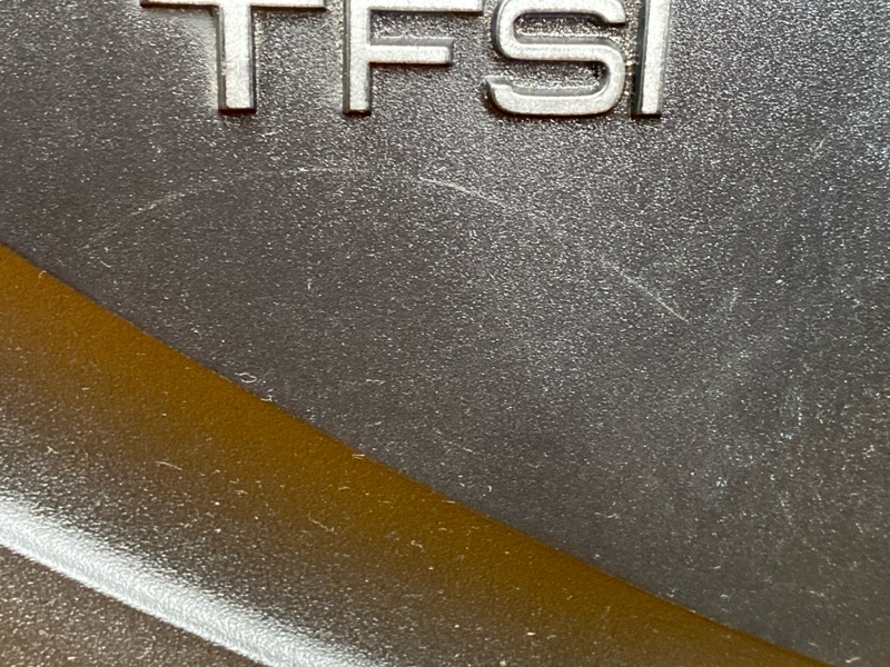 крышка двигателя, 2000 рублей, Красноярск