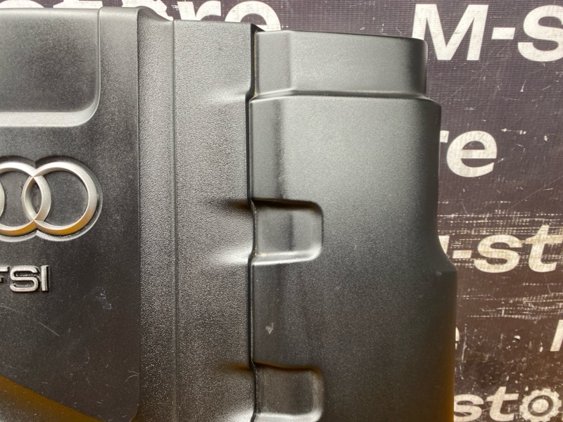 крышка двигателя, 2000 рублей, Красноярск