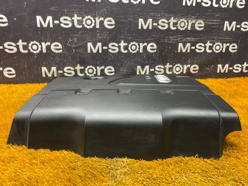 крышка двигателя, 2000 рублей, Красноярск