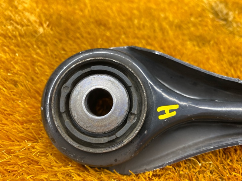 Рычаг подвески верхний, 1000 рублей, Красноярск