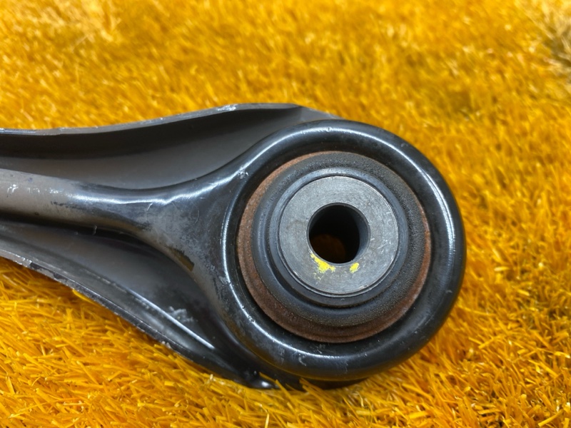 Рычаг подвески верхний, 1000 рублей, Красноярск