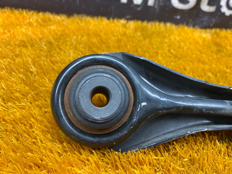 Рычаг подвески верхний, 1000 рублей, Красноярск