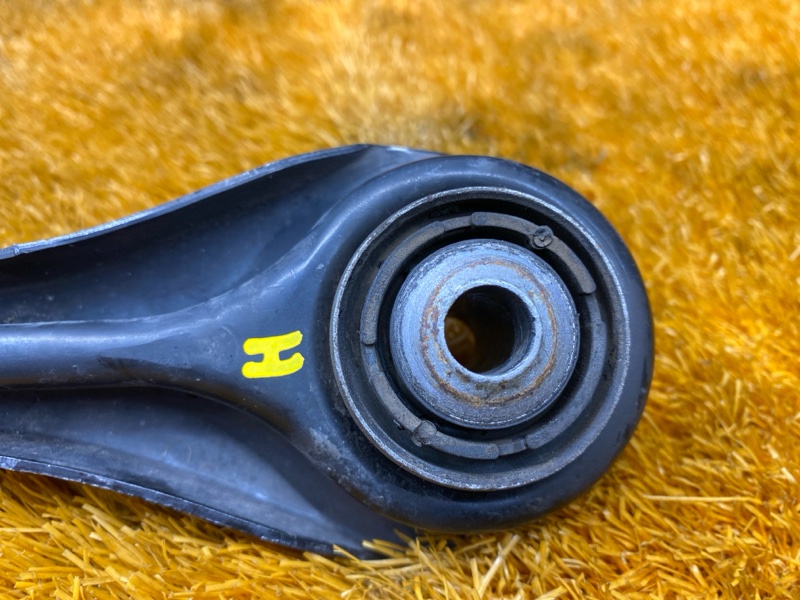 Рычаг подвески верхний, 1000 рублей, Красноярск