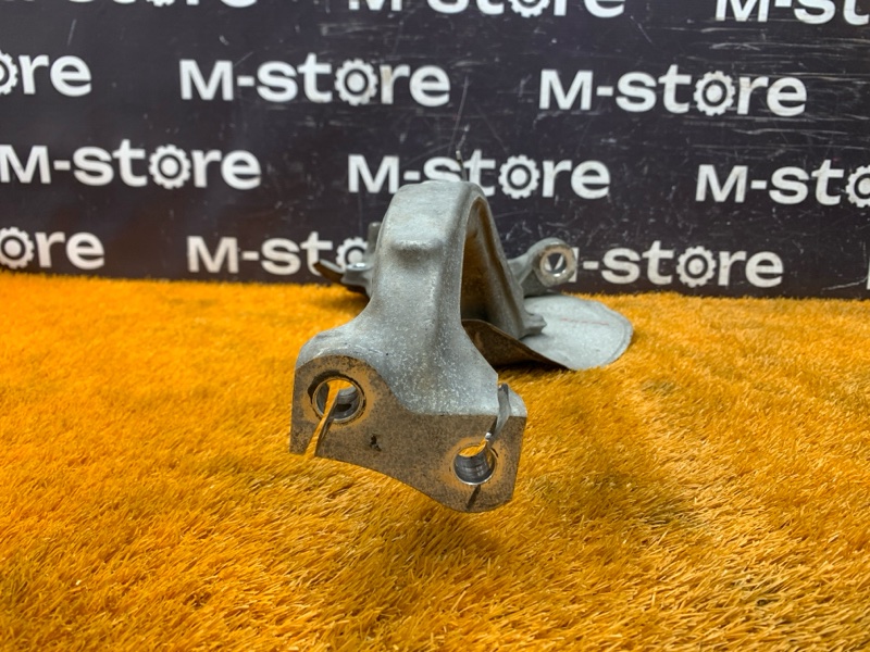 кулак поворотный, 17000 рублей, Красноярск