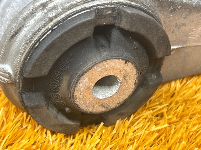 Рычаг подвески верхний, 2000 рублей, Красноярск