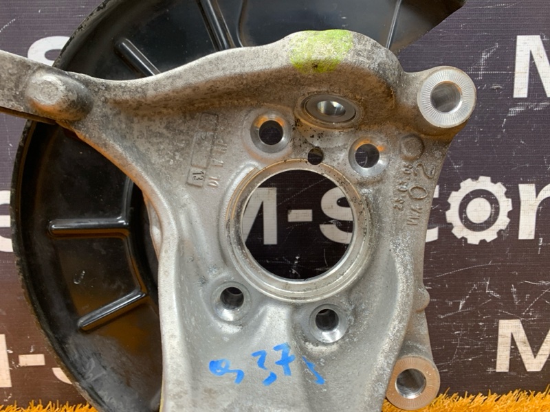 кулак поворотный, 2000 рублей, Красноярск