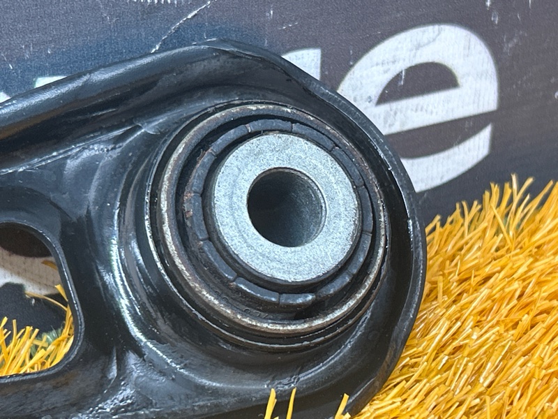 Рычаг подвески нижний, 1500 рублей, Красноярск