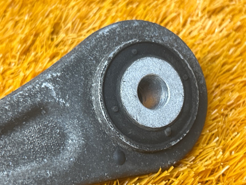 Рычаг подвески нижний, 1000 рублей, Красноярск