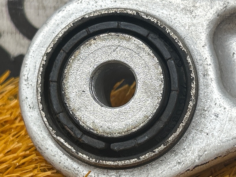 Рычаг подвески верхний, 1200 рублей, Красноярск