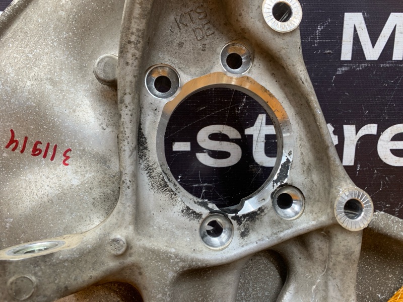 кулак поворотный, 17000 рублей, Красноярск