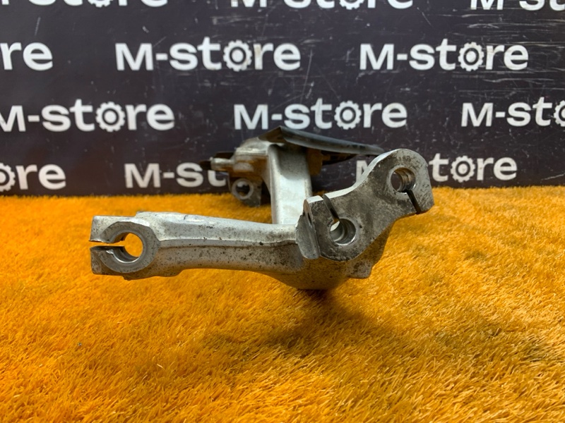 кулак поворотный, 14000 рублей, Красноярск