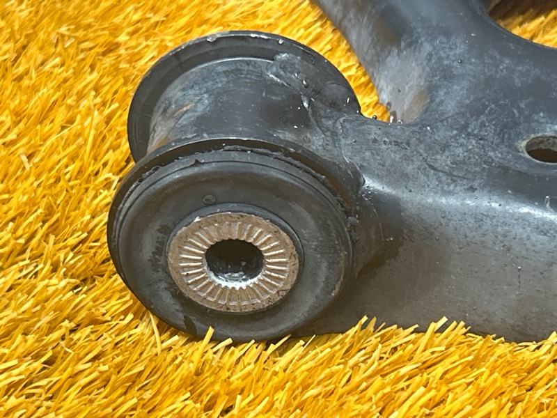 Рычаг подвески нижний, 2500 рублей, Красноярск