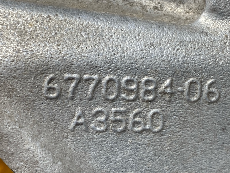 кулак поворотный, 1000 рублей, Красноярск