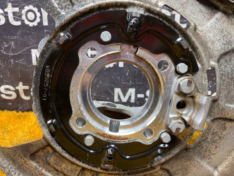 кулак поворотный, 1000 рублей, Красноярск