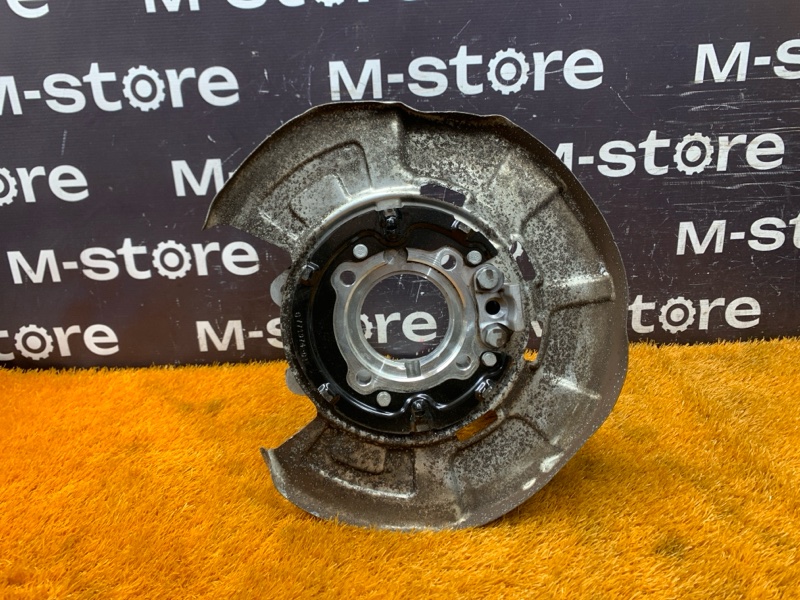 кулак поворотный, 1000 рублей, Красноярск