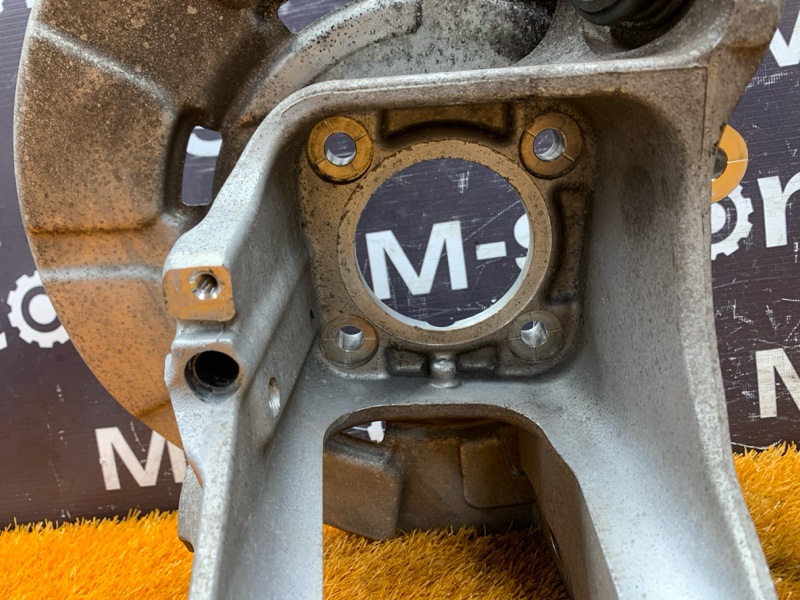 кулак поворотный, 1000 рублей, Красноярск