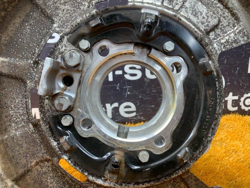 кулак поворотный, 1000 рублей, Красноярск