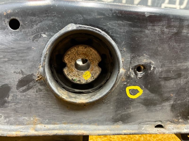 Балка поперечная (подрамник), 3000 рублей, Красноярск