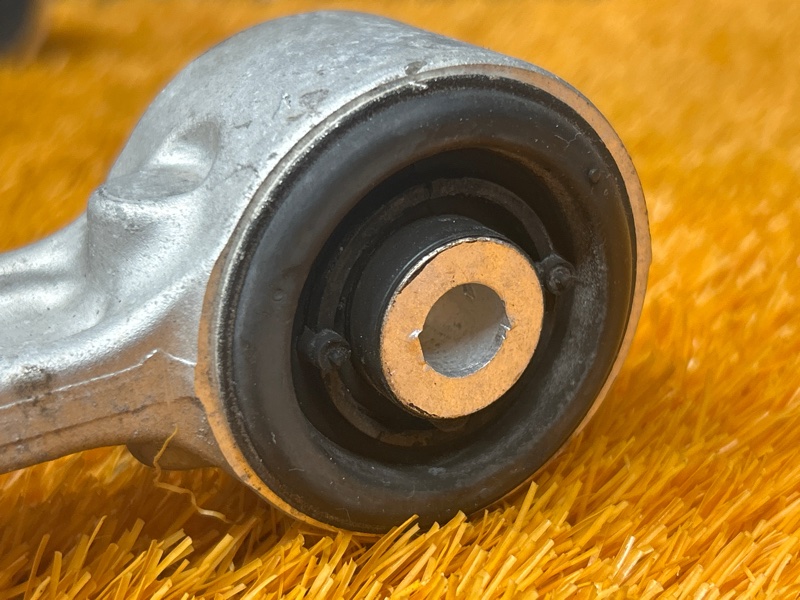 Рычаг подвески верхний, 5500 рублей, Красноярск