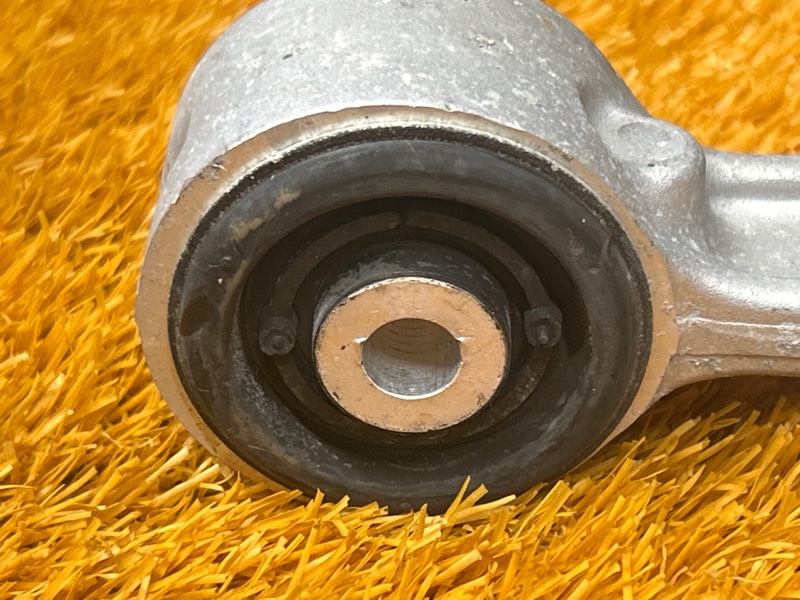 Рычаг подвески верхний, 6000 рублей, Красноярск