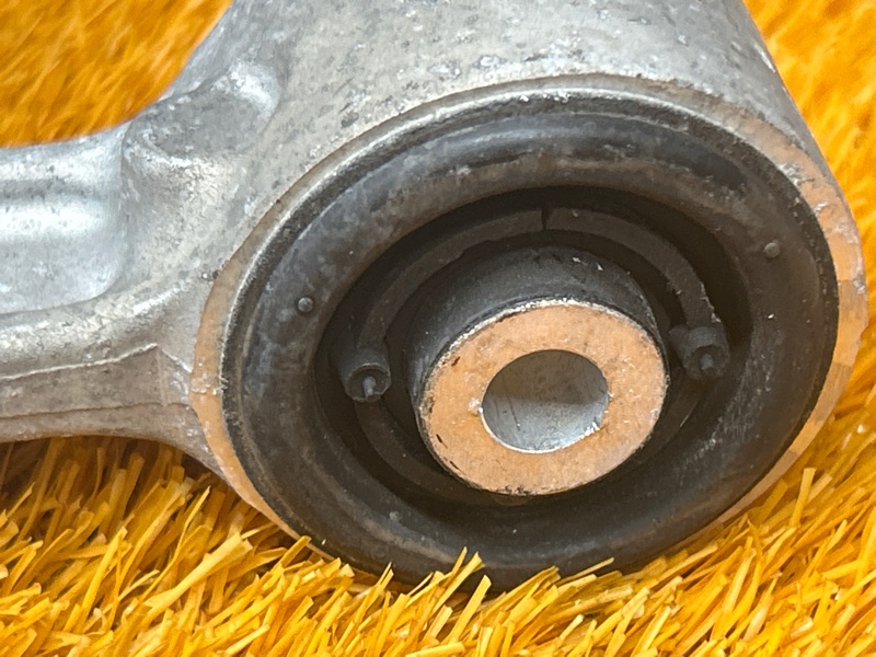 Рычаг подвески верхний, 6000 рублей, Красноярск