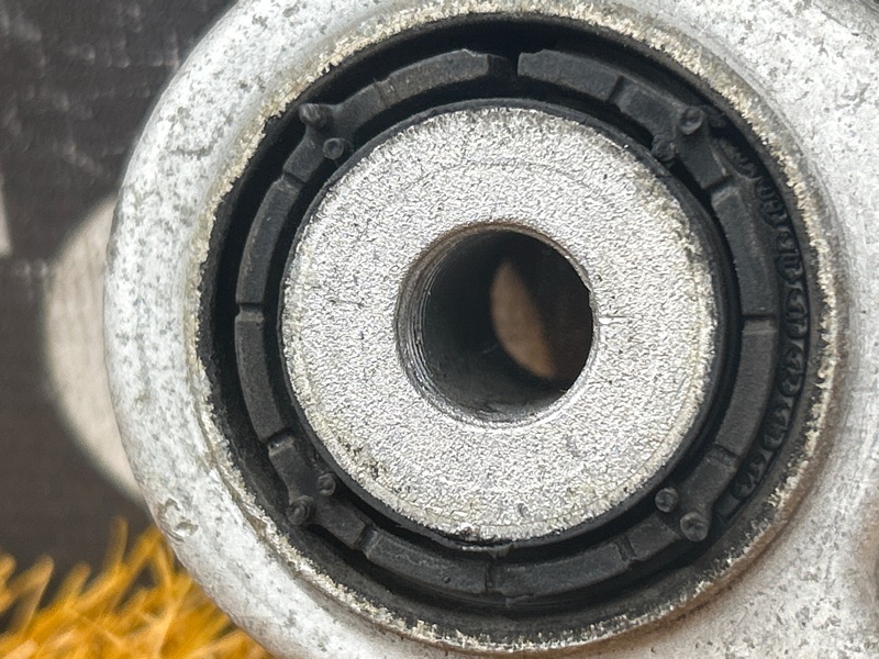 Рычаг подвески верхний, 1200 рублей, Красноярск