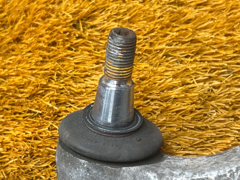 Рычаг подвески нижний, 1500 рублей, Красноярск