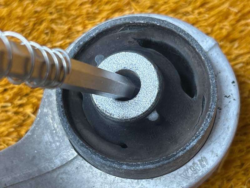 Рычаг подвески нижний, 1000 рублей, Красноярск