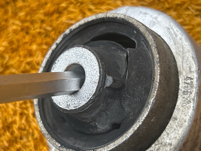 Рычаг подвески нижний, 1500 рублей, Красноярск