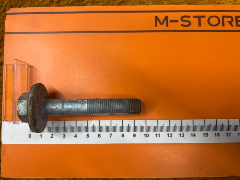 Болт развальный, 600 рублей, Красноярск