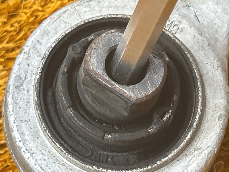 Рычаг подвески нижний, 1300 рублей, Красноярск