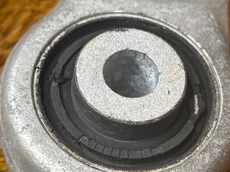 Рычаг подвески верхний, 400 рублей, Красноярск