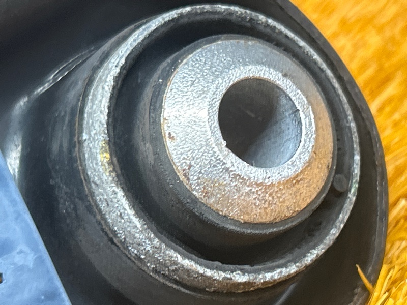 Рычаг подвески верхний, 1500 рублей, Красноярск