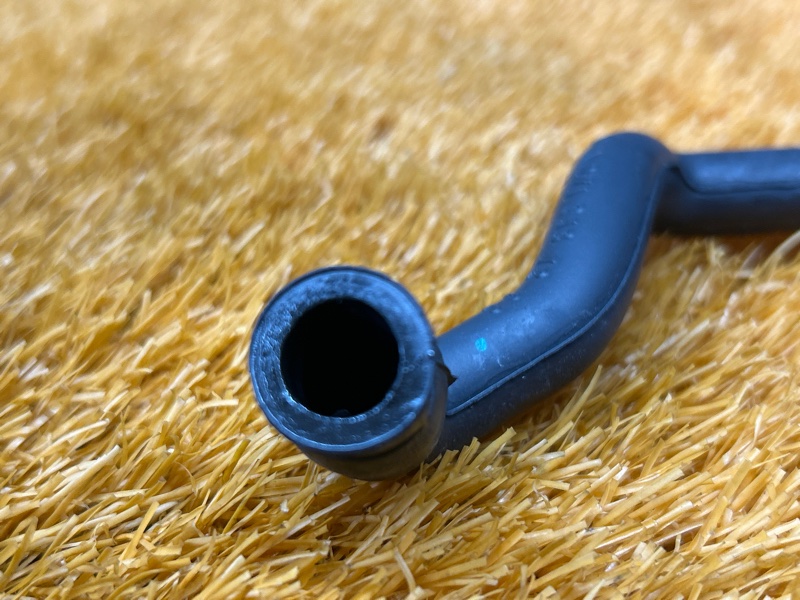 Патрубок картерных газов, 500 рублей, Красноярск