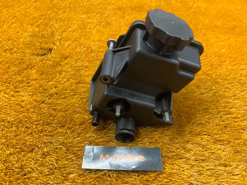 бачок гидроусилителя, 2000 рублей, Красноярск