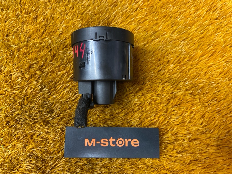 Переключатель света фар, 500 рублей, Красноярск