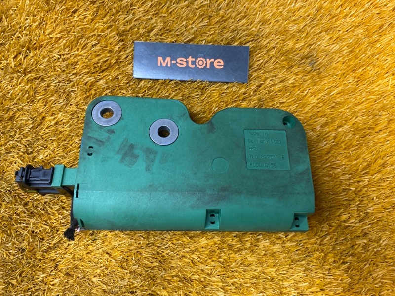 замок багажника, 10000 рублей, Красноярск