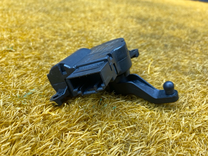 привод заслонки отопителя, 700 рублей, Красноярск