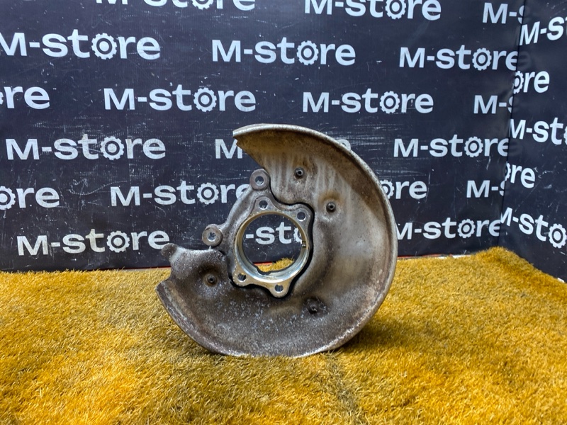 кулак поворотный, 1500 рублей, Красноярск