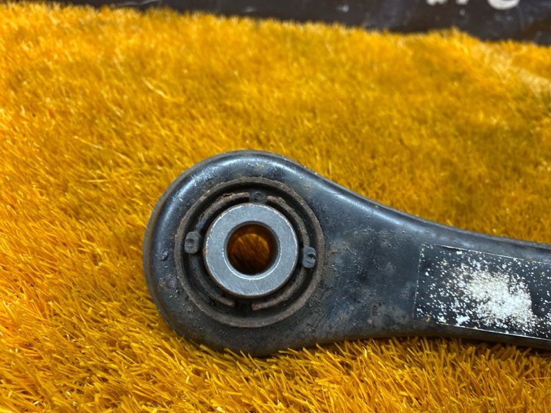 Рычаг подвески верхний, 1000 рублей, Красноярск