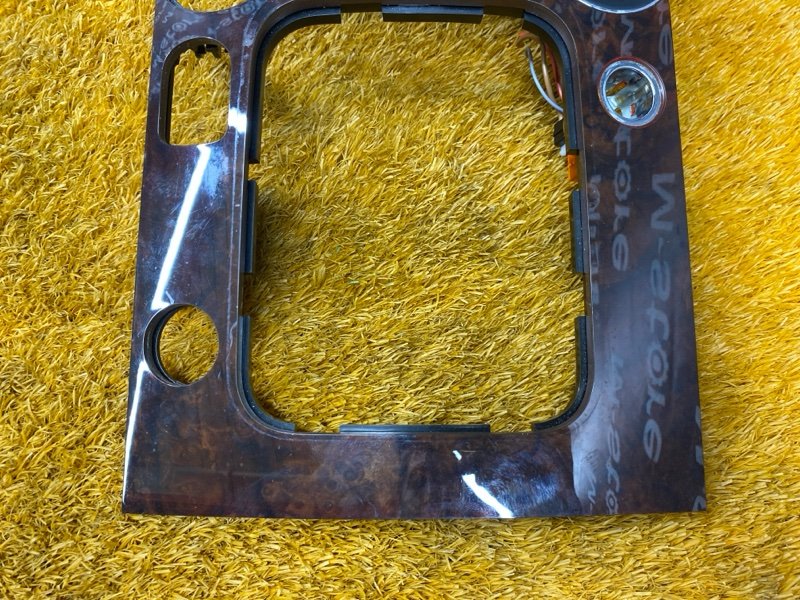 Накладка центральной консоли, 1000 рублей, Красноярск