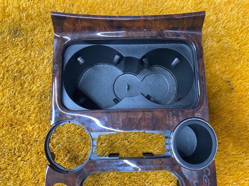 Накладка центральной консоли, 1000 рублей, Красноярск