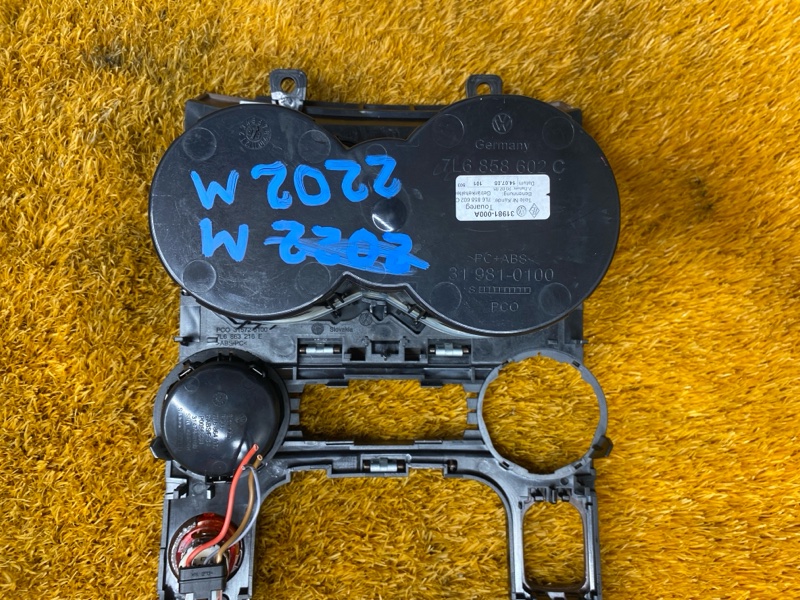 Накладка центральной консоли, 1000 рублей, Красноярск