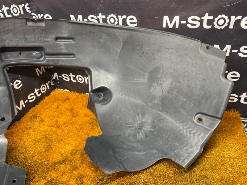 подкрылок, 6000 рублей, Красноярск