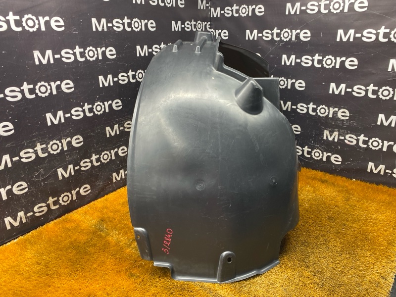 подкрылок, 6000 рублей, Красноярск